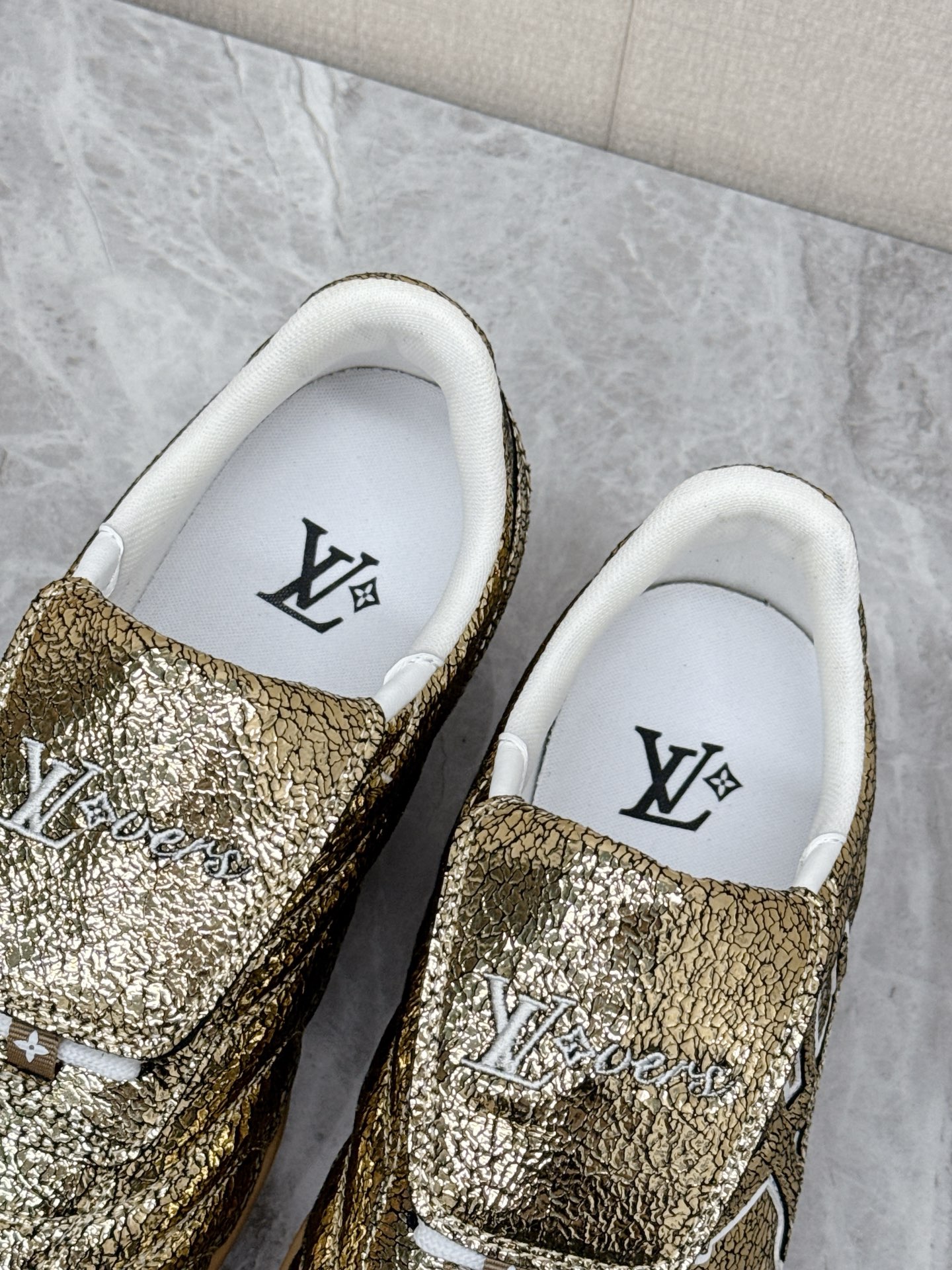 Lv Sneakers-237