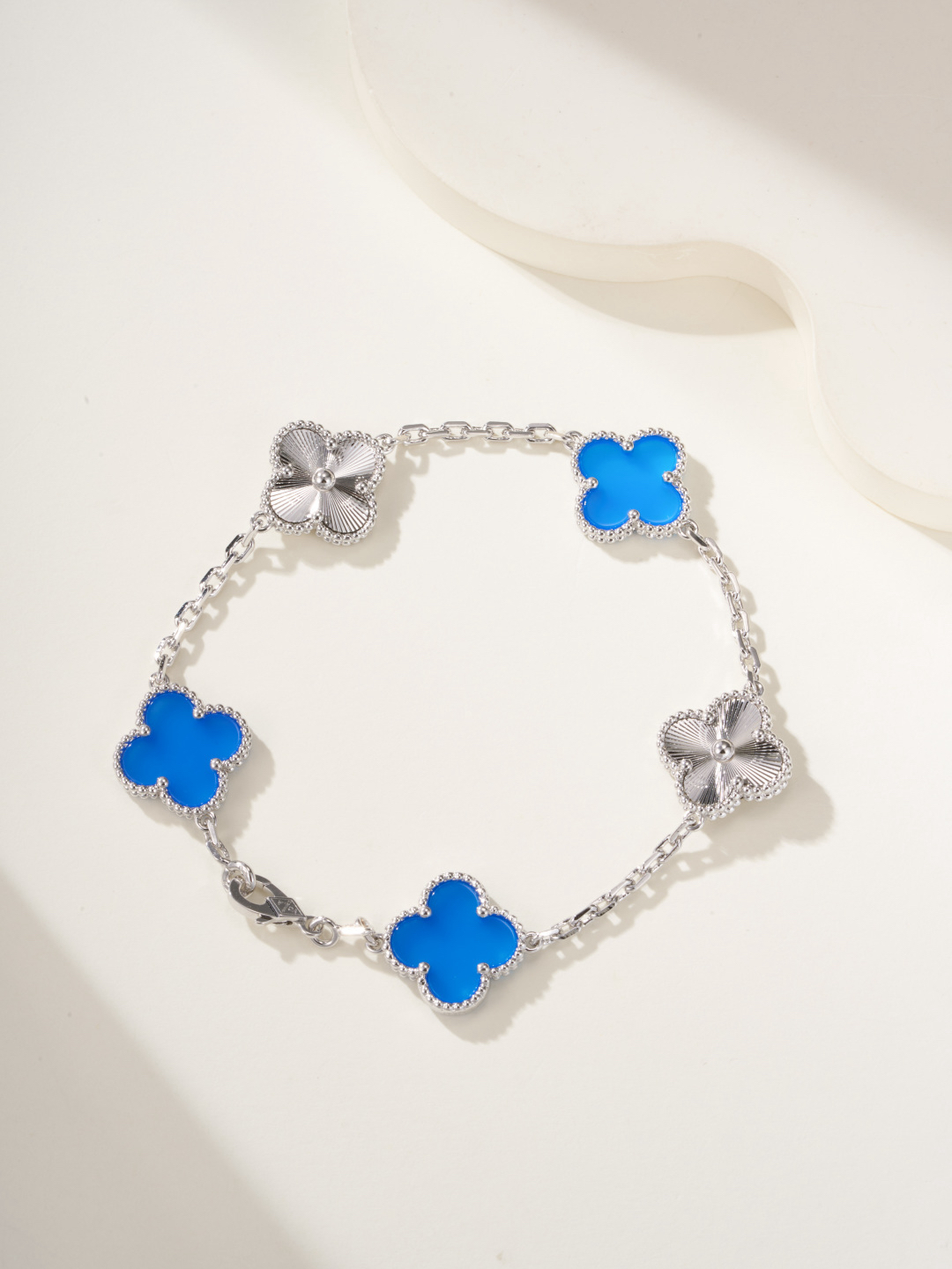 Van Cleef & Arpels Bracelet-65