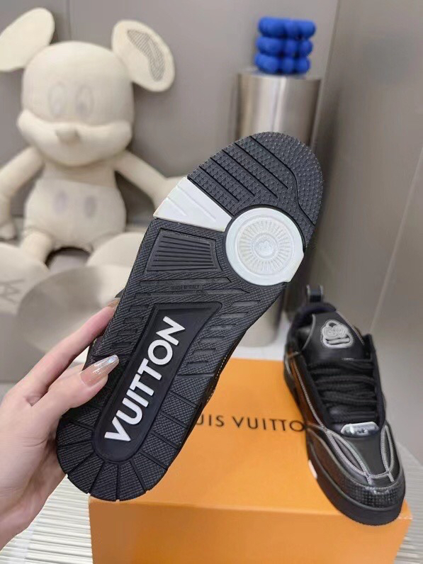 Lv Sneakers-46