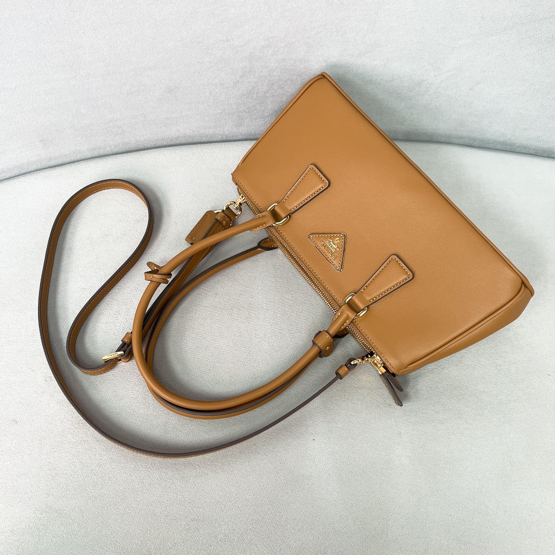 Prada Hot New Product-4