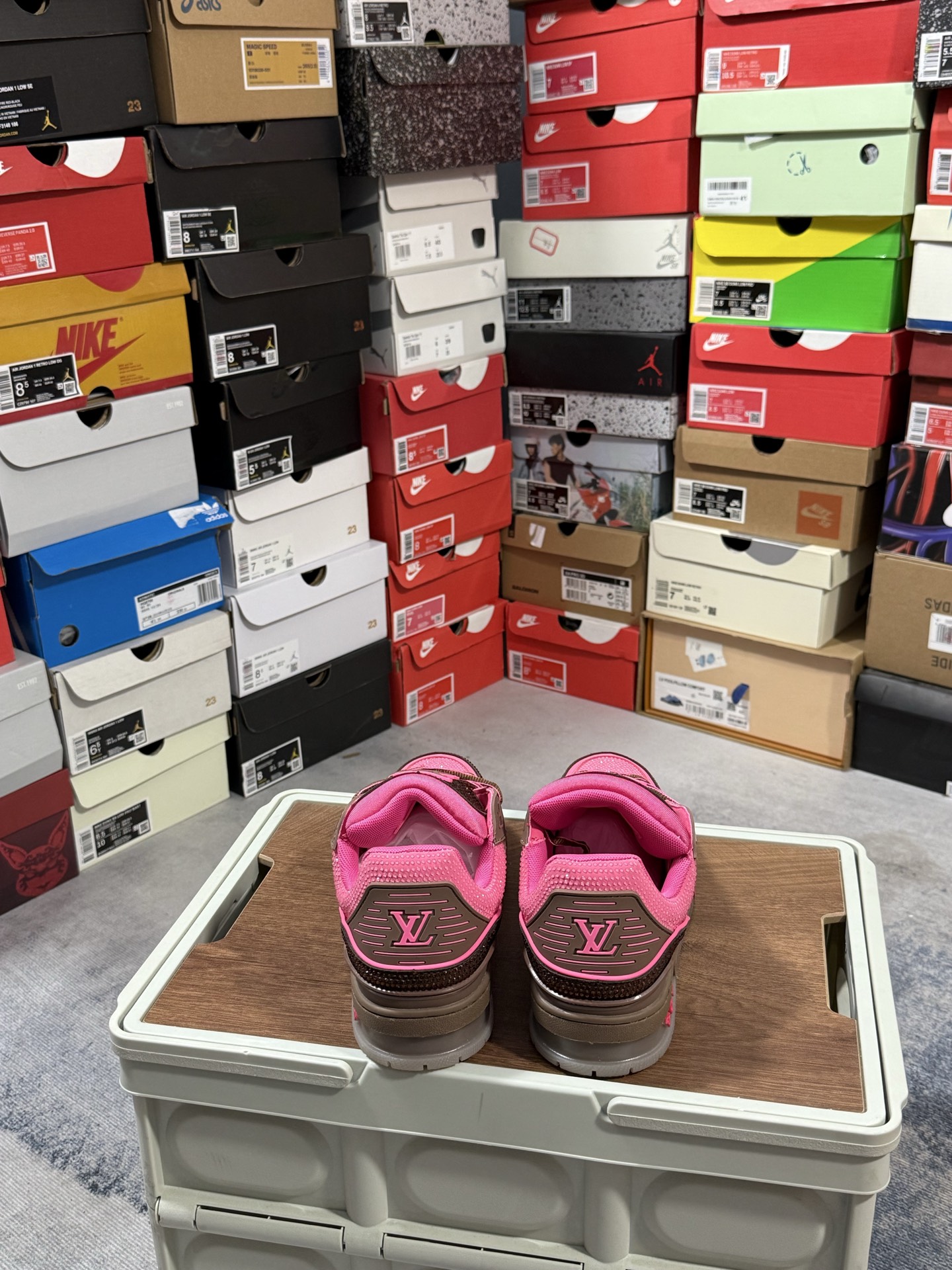 Lv Sneakers-118