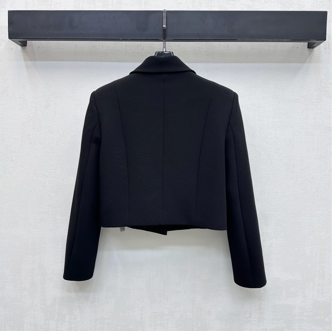 Gucci Clothing-304