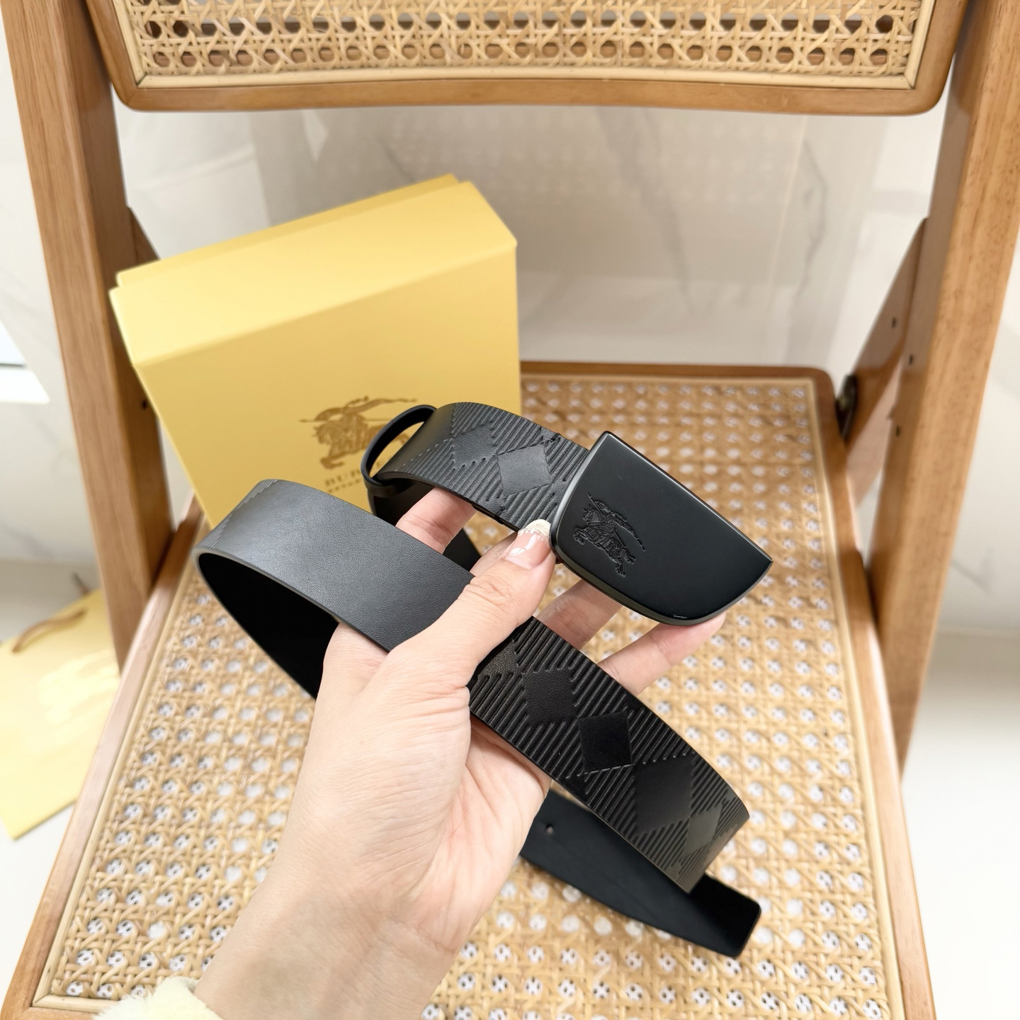 Burberry belt-69