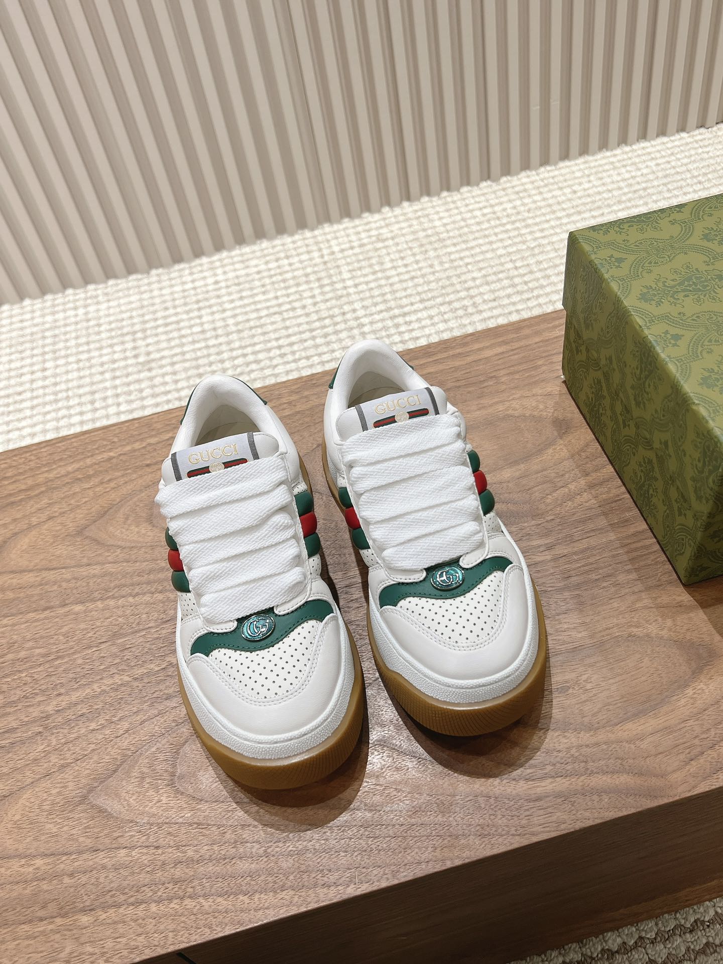 Gucci Sneakers-145