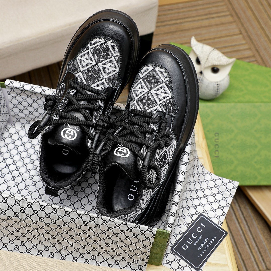 Gucci Sneakers-1