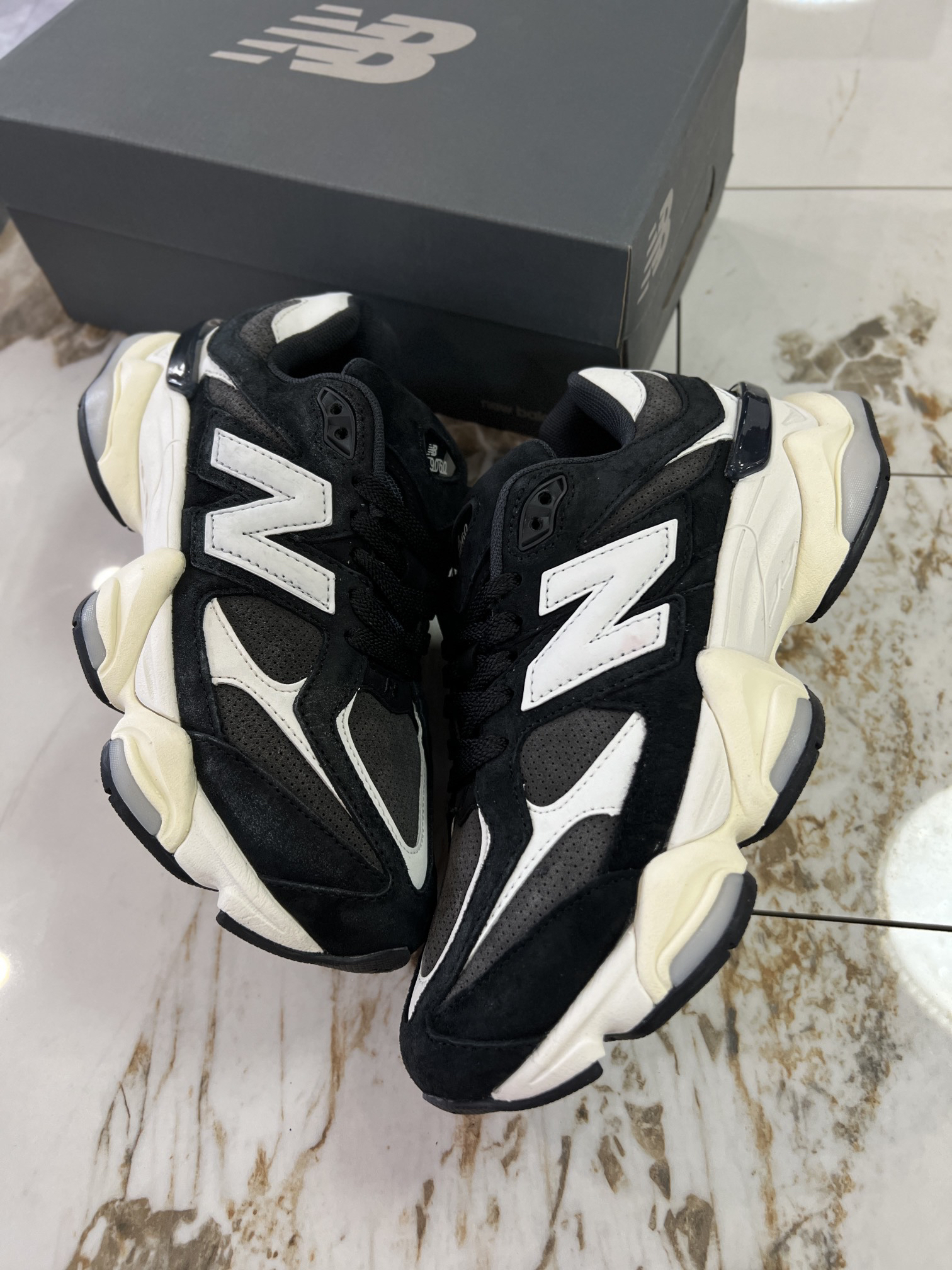 New Balance Sneakers-141