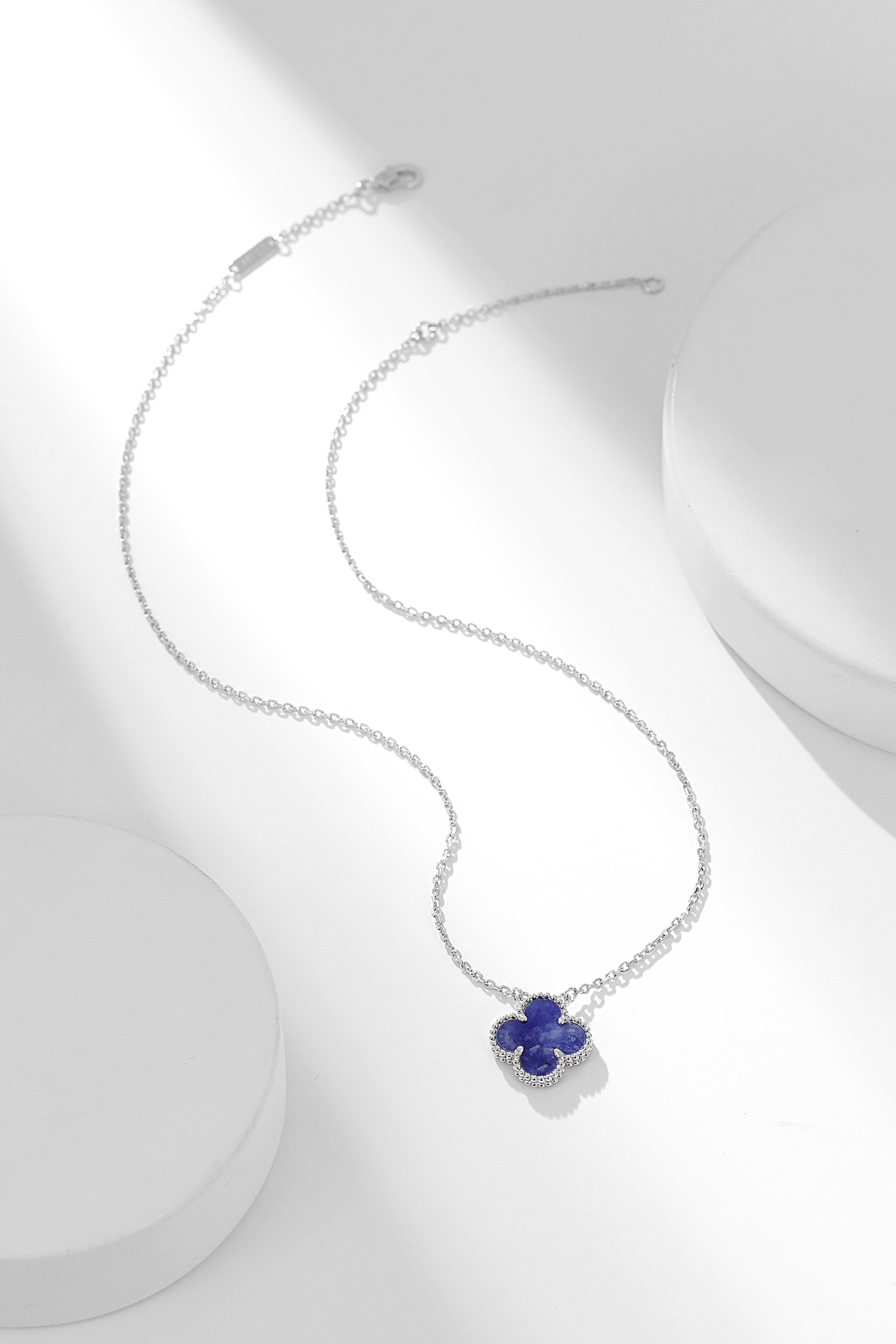 Van Cleef & Arpels necklace-38