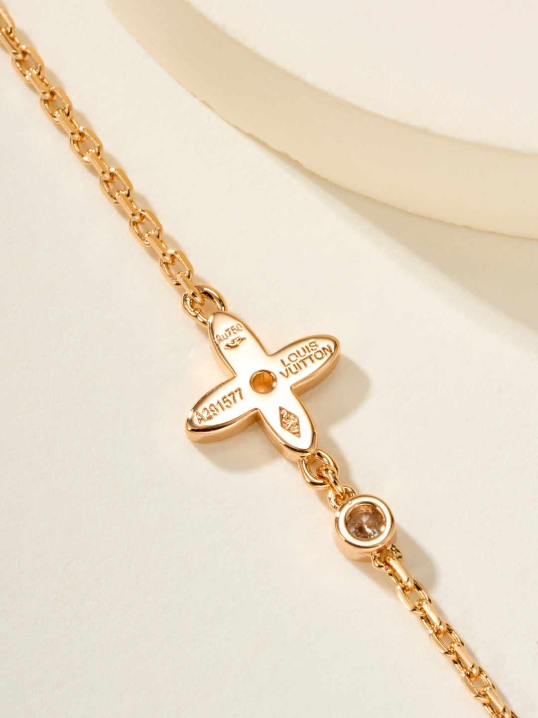 LV necklace-53