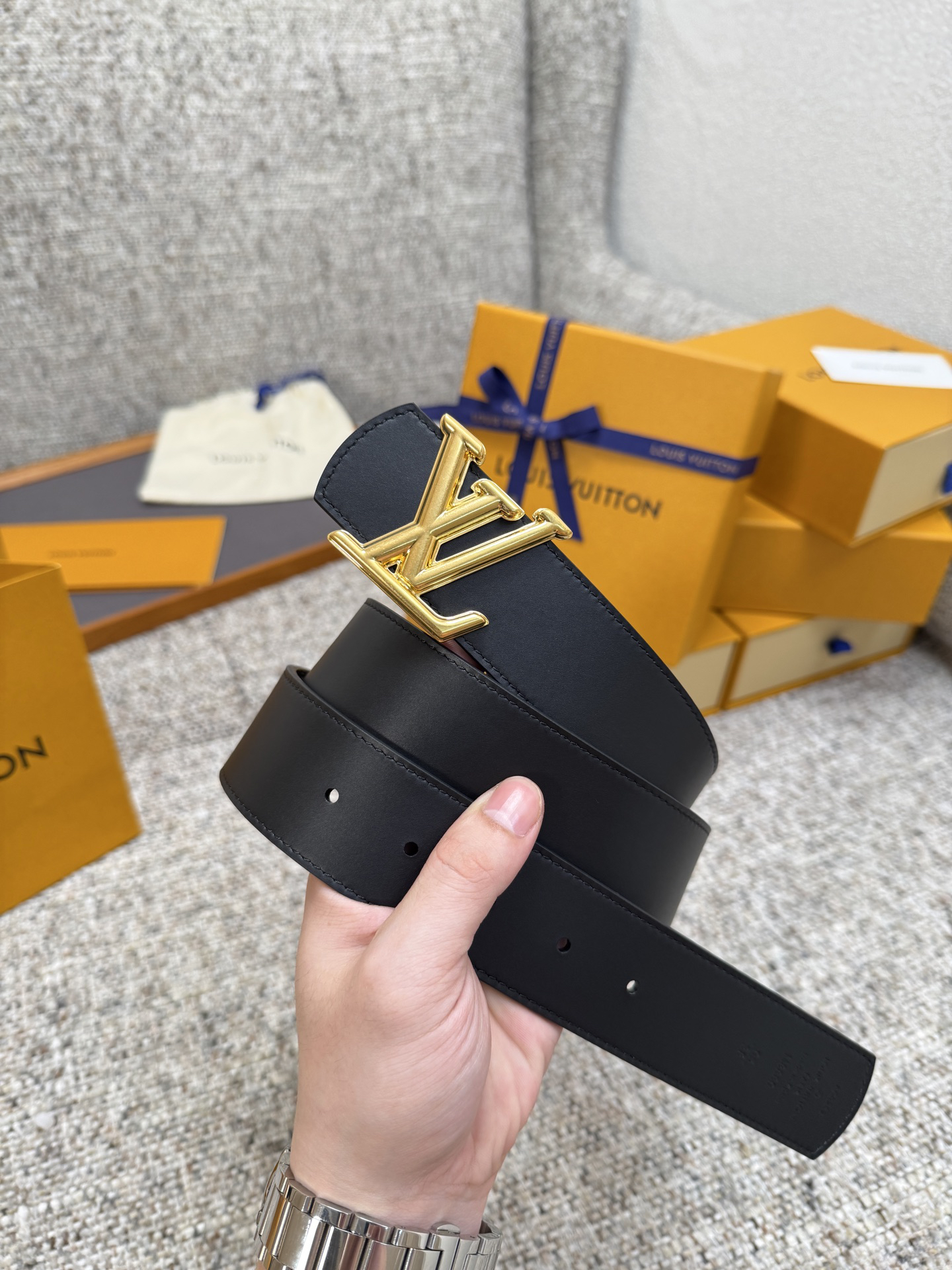 Lv belt-37