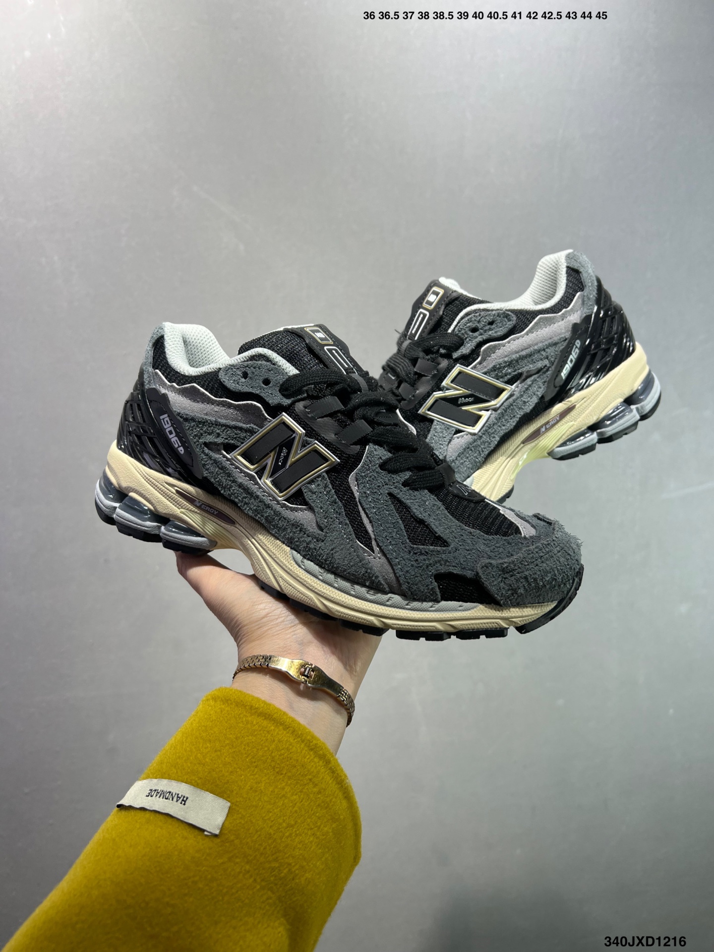 New Balance Sneakers-61