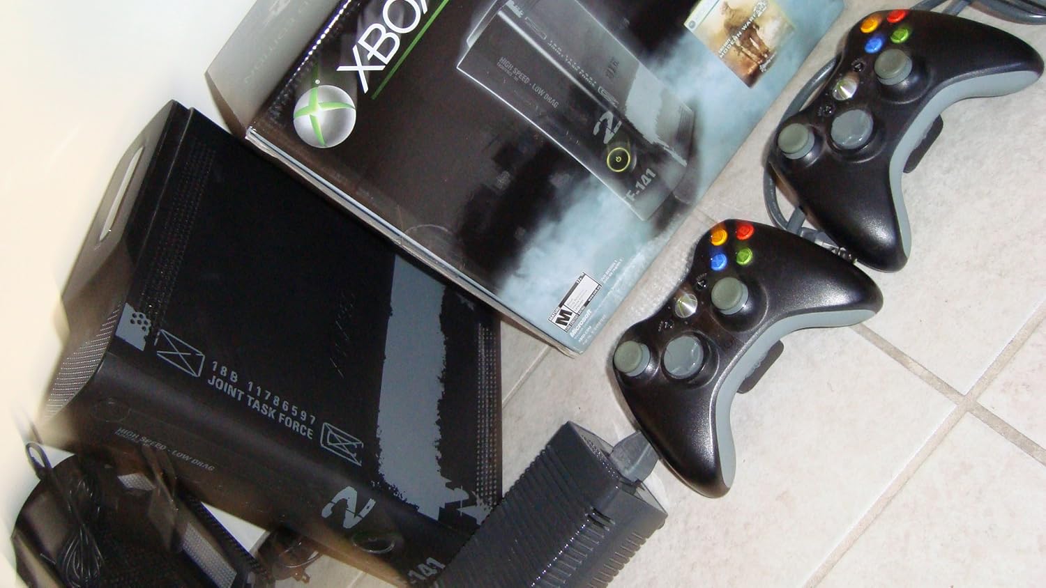 Xbox 360 Modern Warfare 2 Limited Edition Console (Renewed)