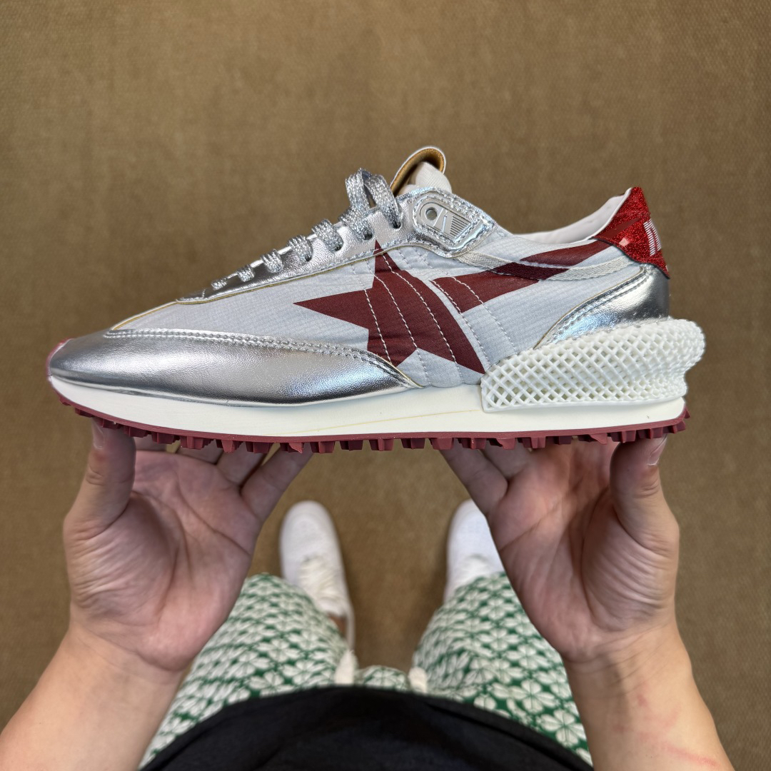 Golden Goose Sneakers-16