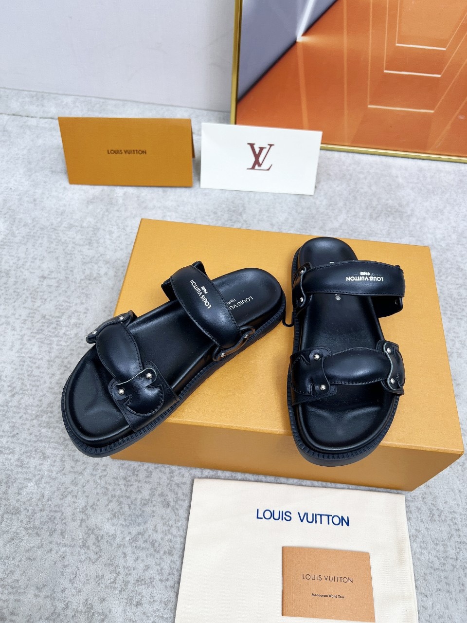 LV Summer footwear