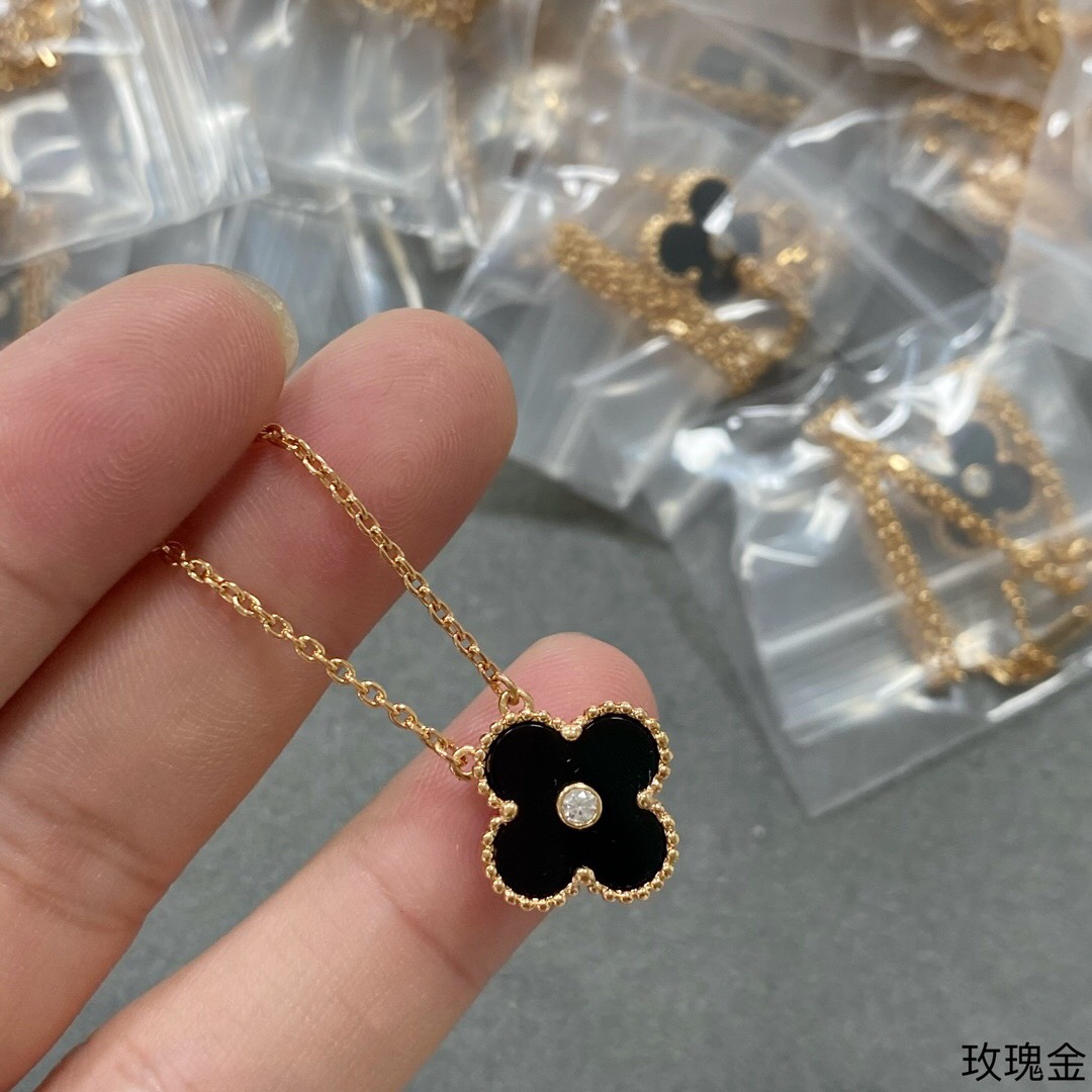 Van Cleef & Arpels necklace-9