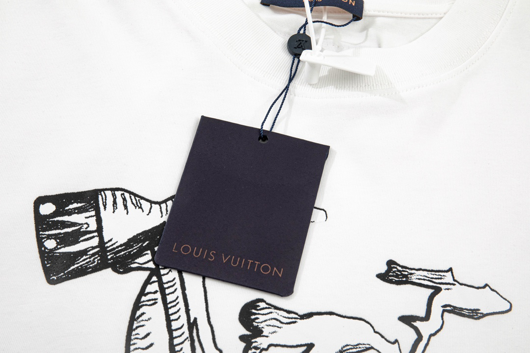 LV clothing-64