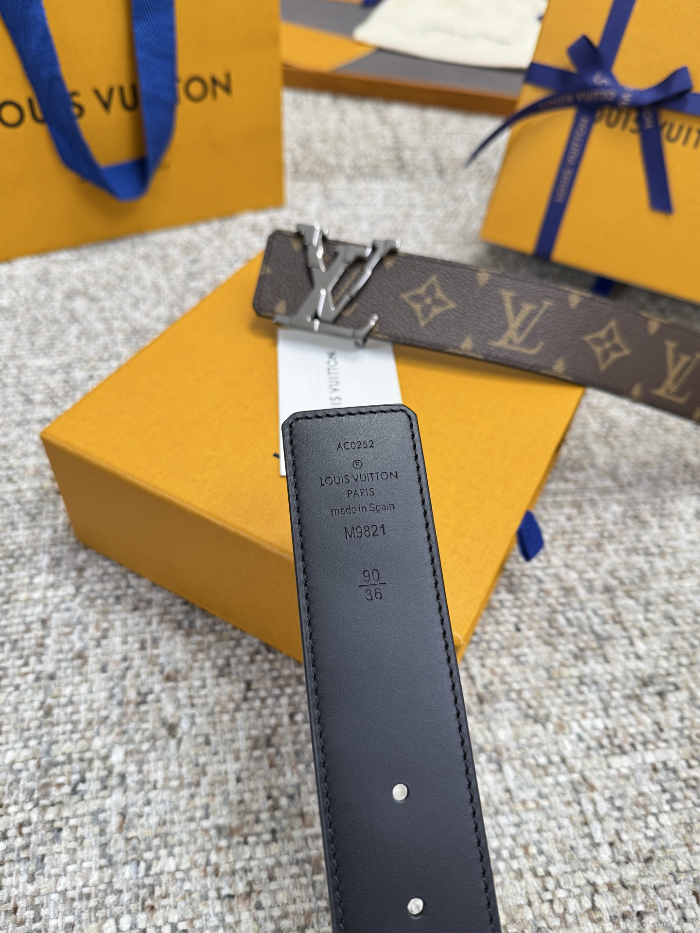 Lv belt-64