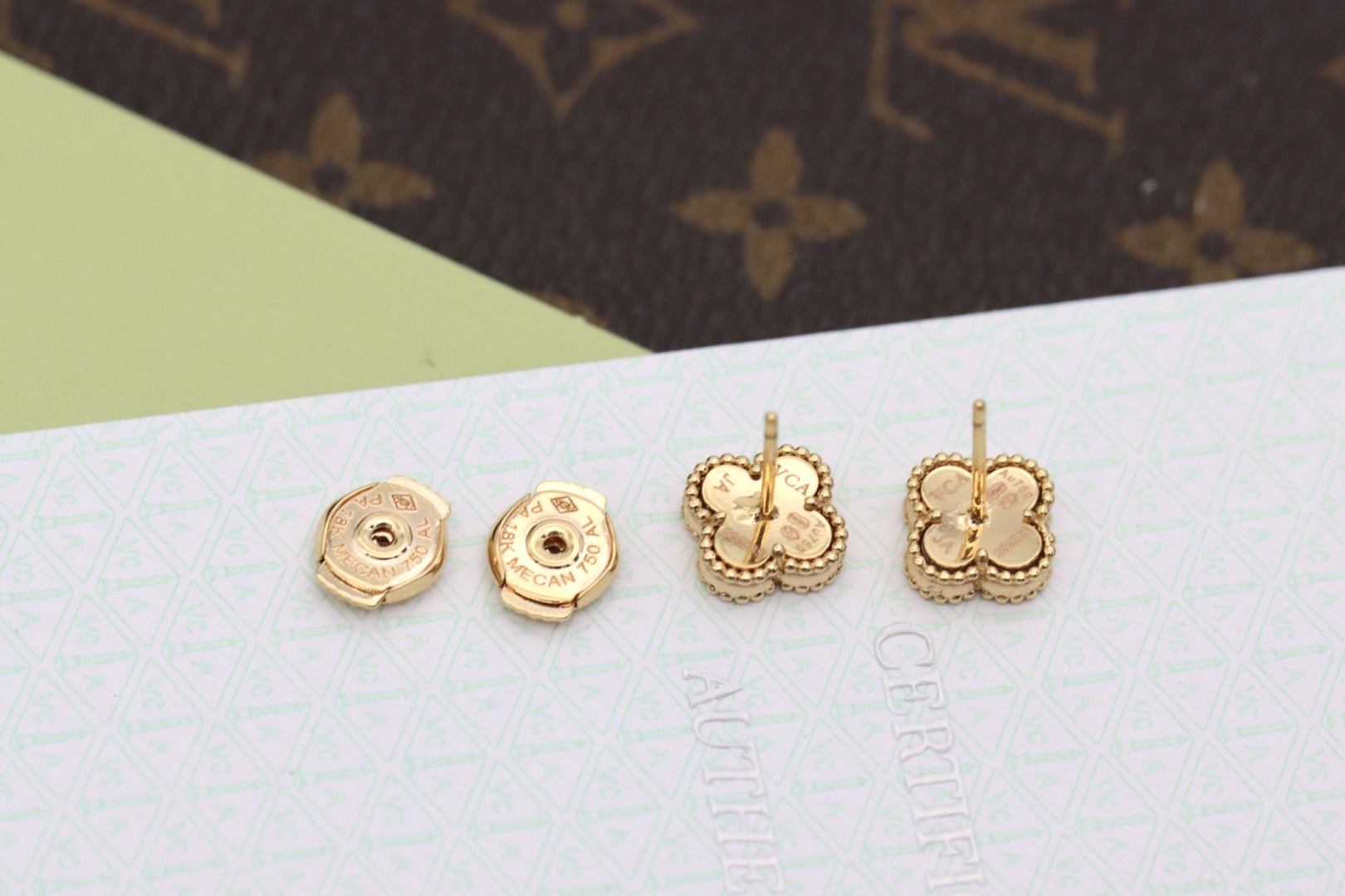 Van Cleef & Arpels earring-13