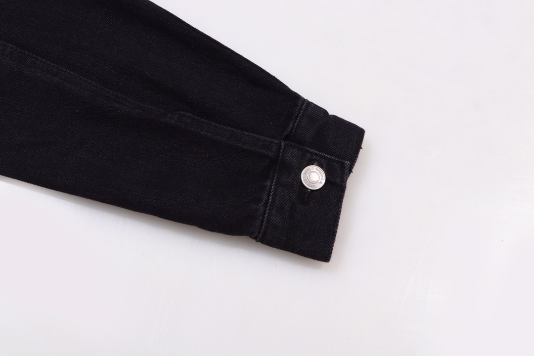 Balenciaga clothing-71