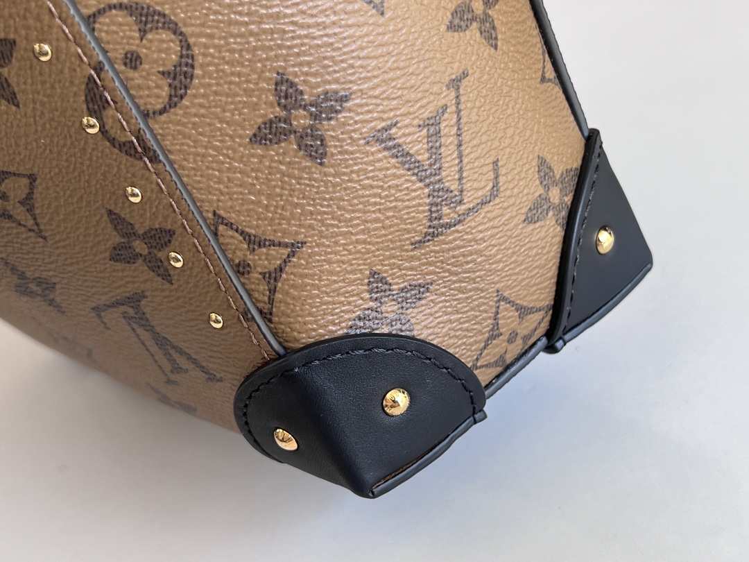 Louis Vuitton Hot New Product-51