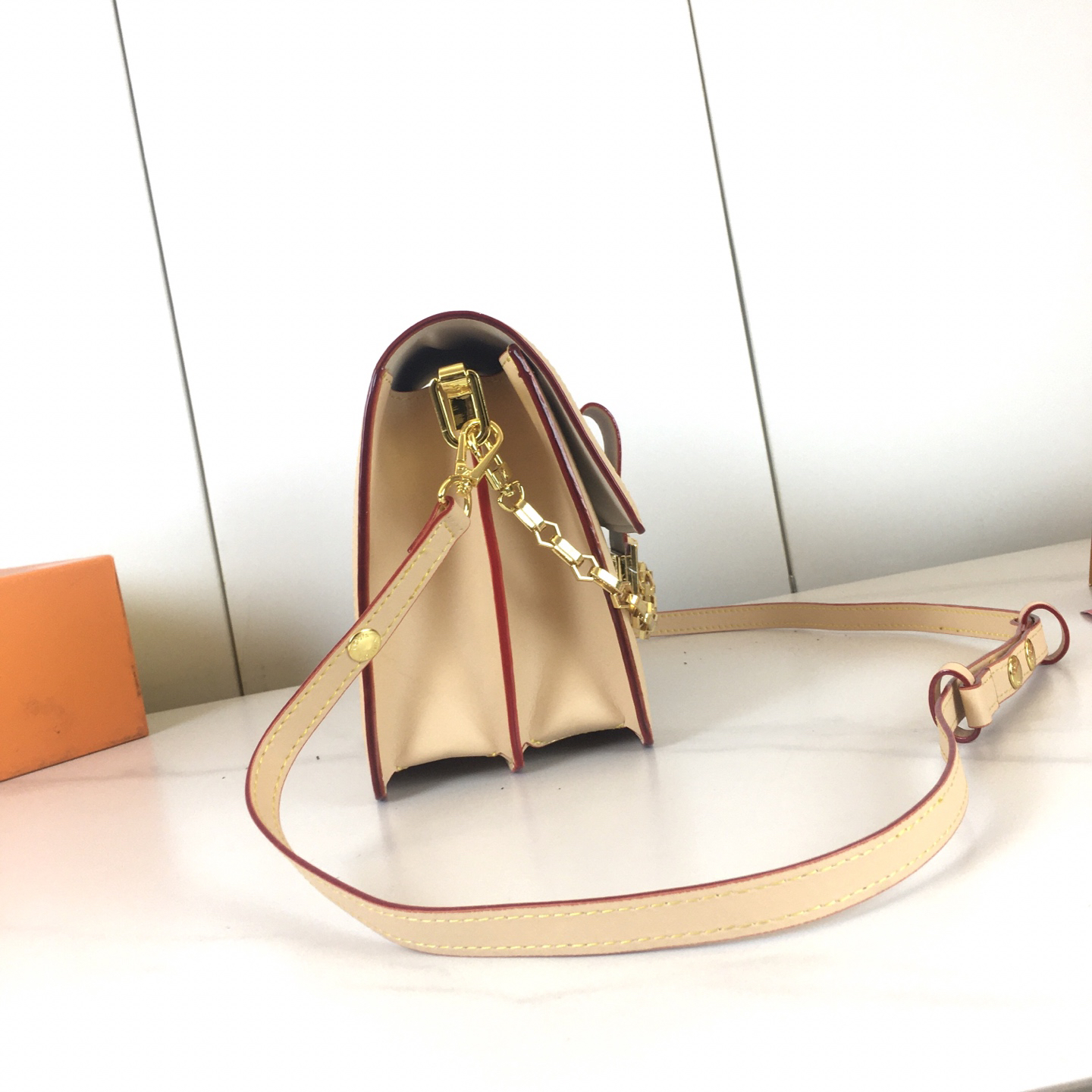 Louis Vuitton Hot New Product-197