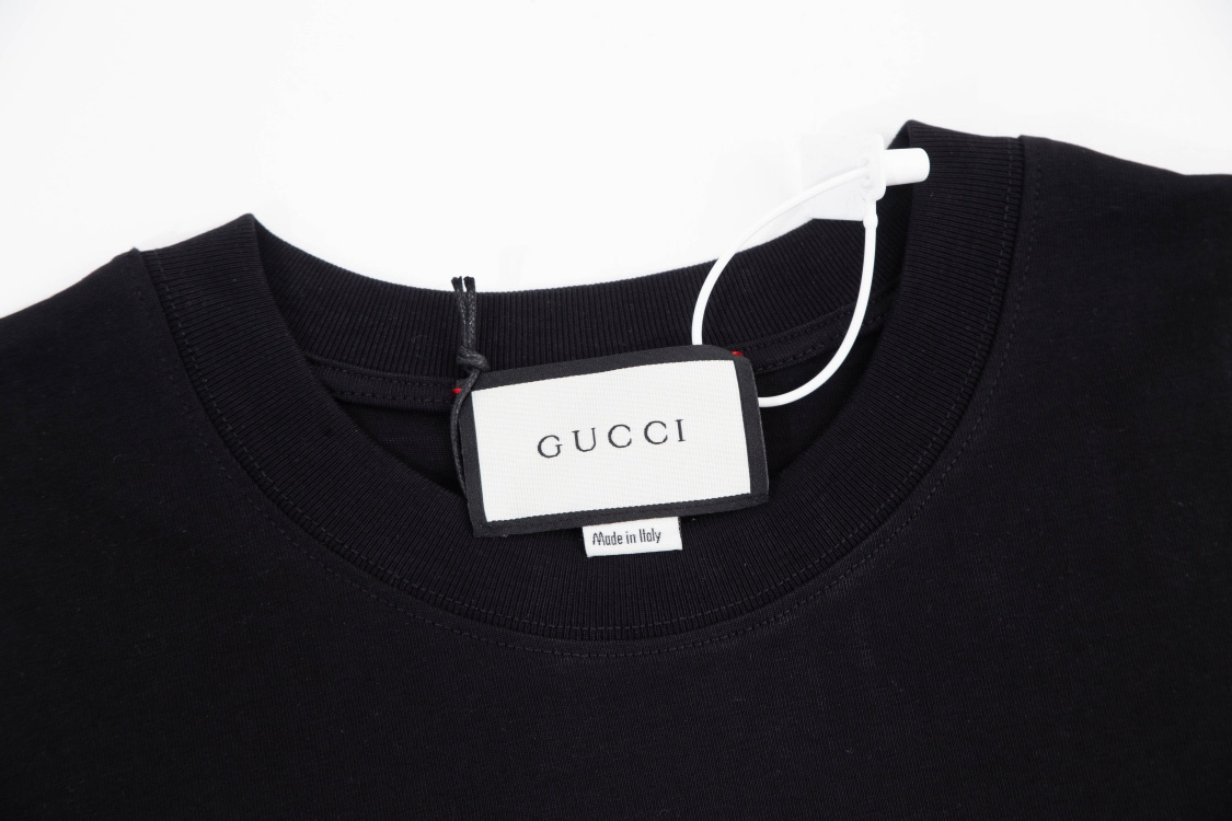 Gucci clothing-91
