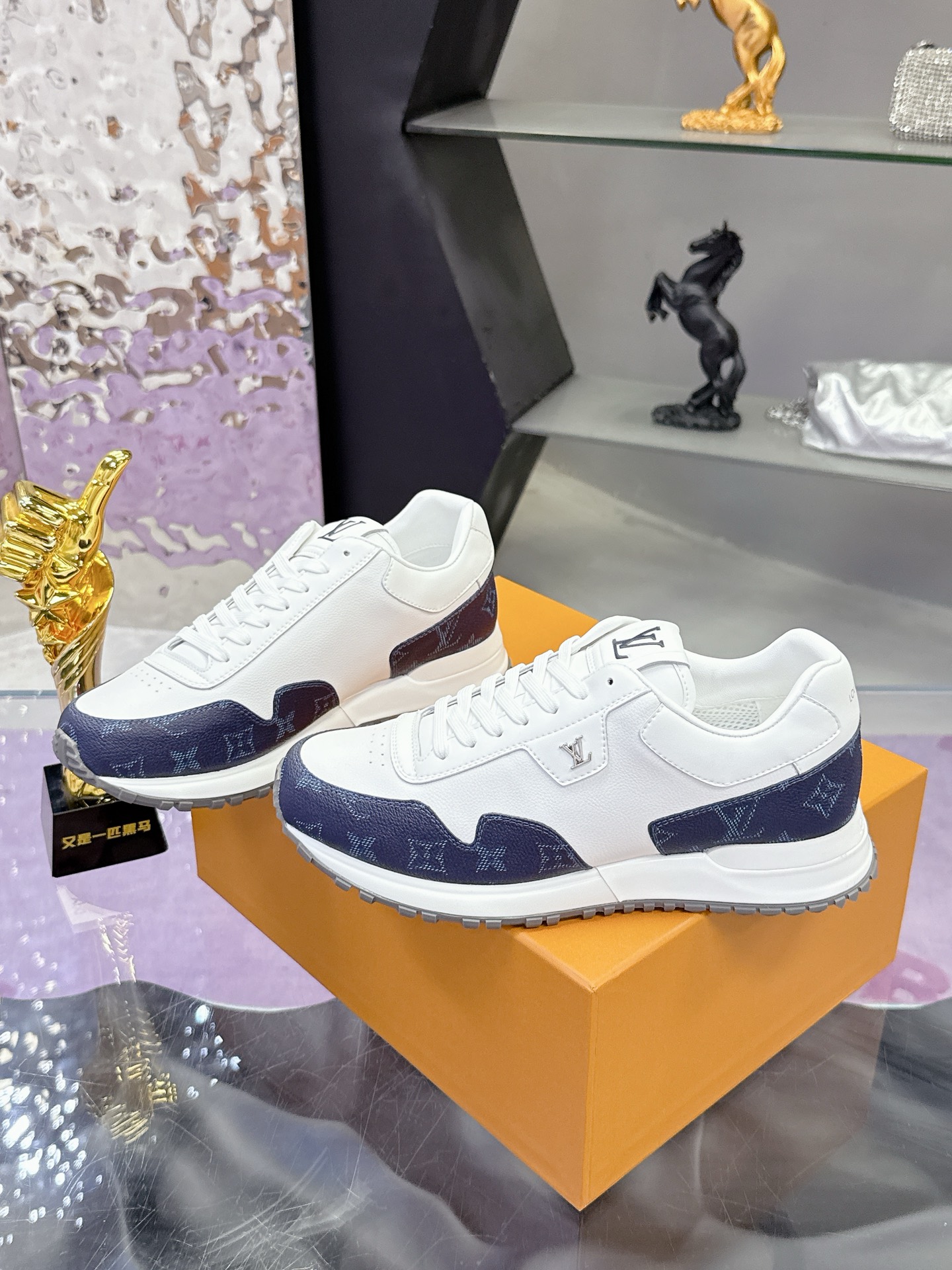Lv Sneakers-9