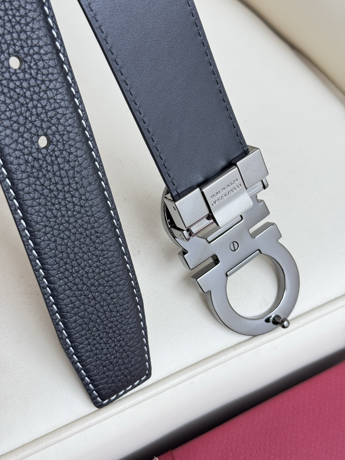 Ferragamo belt-103