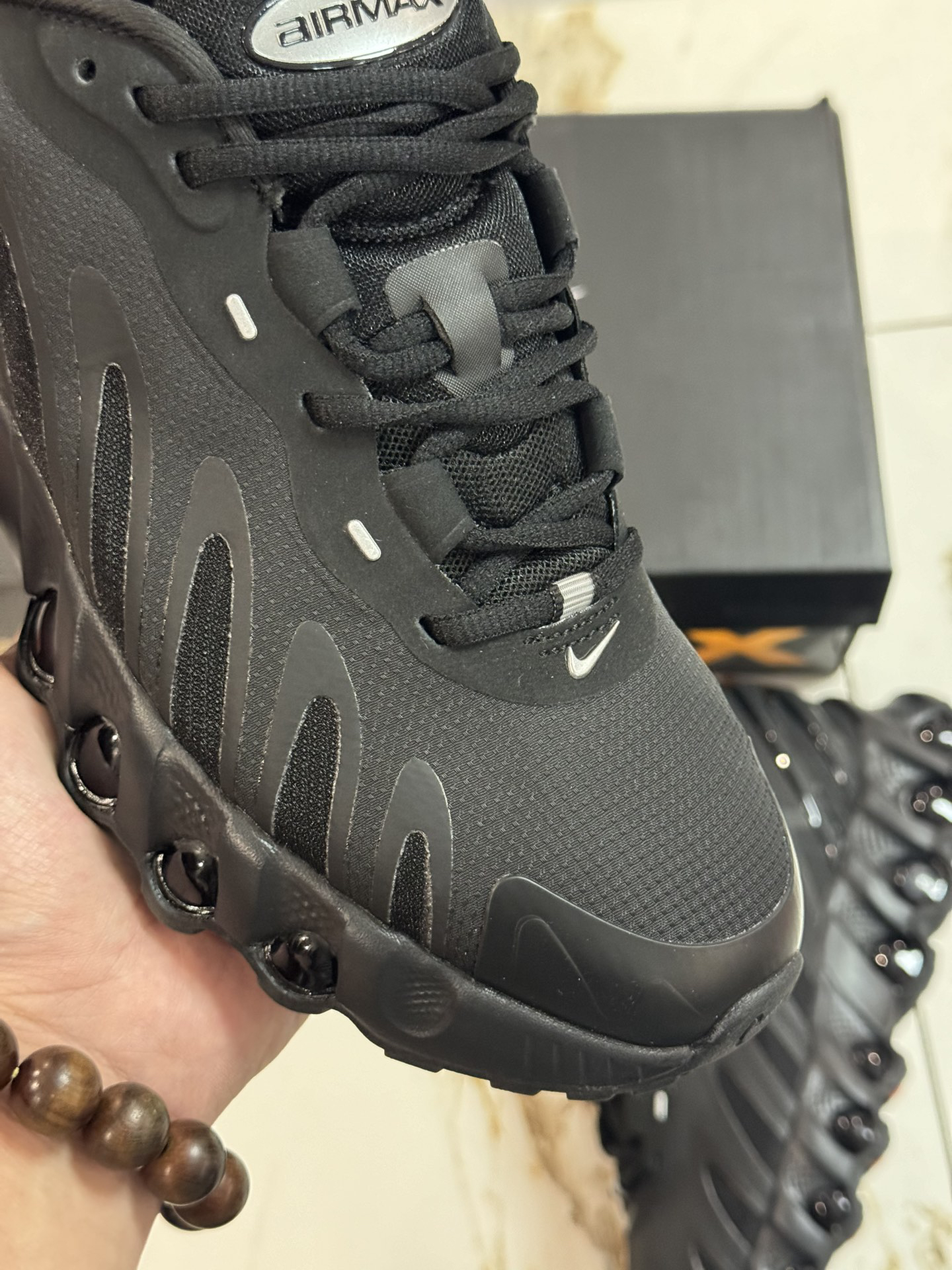 Nike Sneakers-260