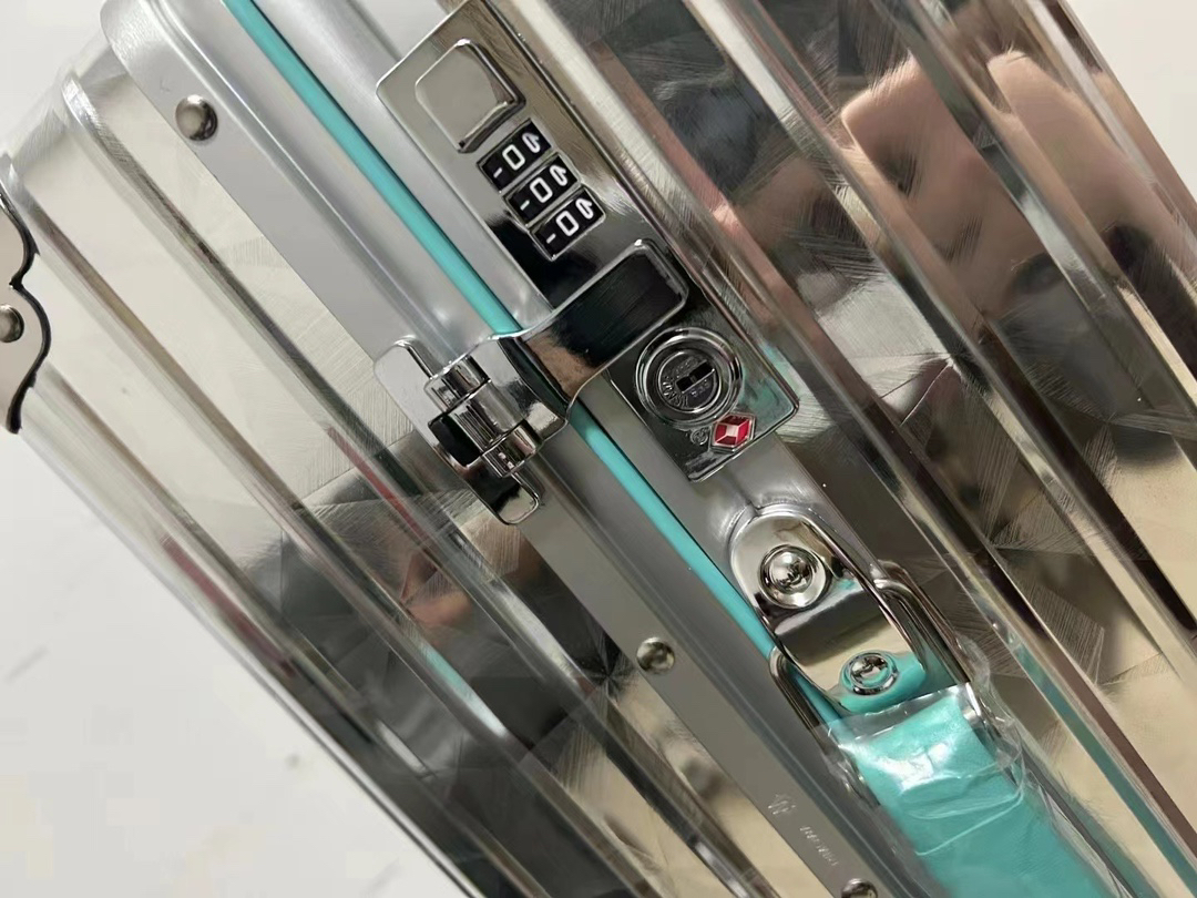 RIMOWA luggage-9