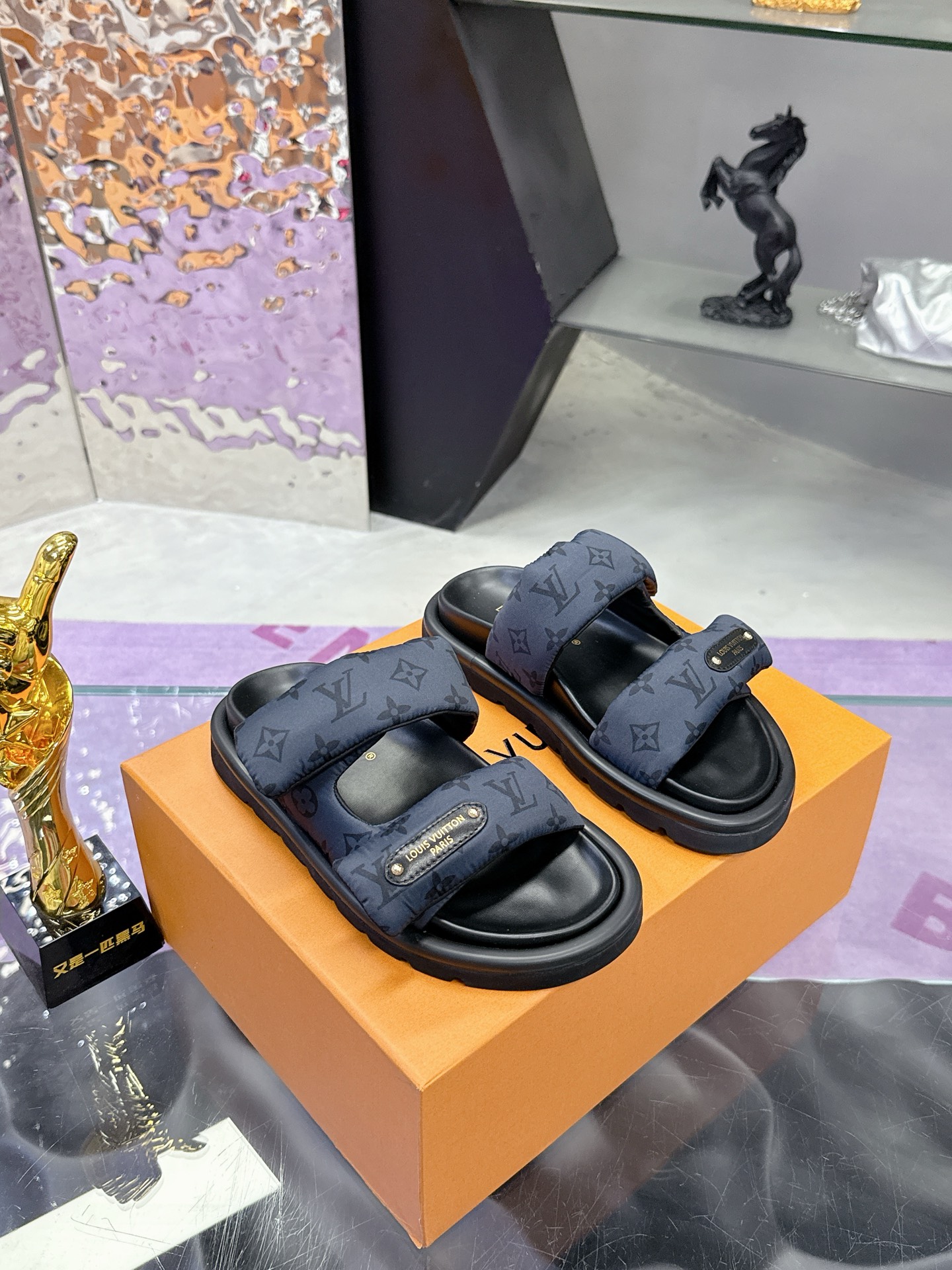 LV Summer footwear