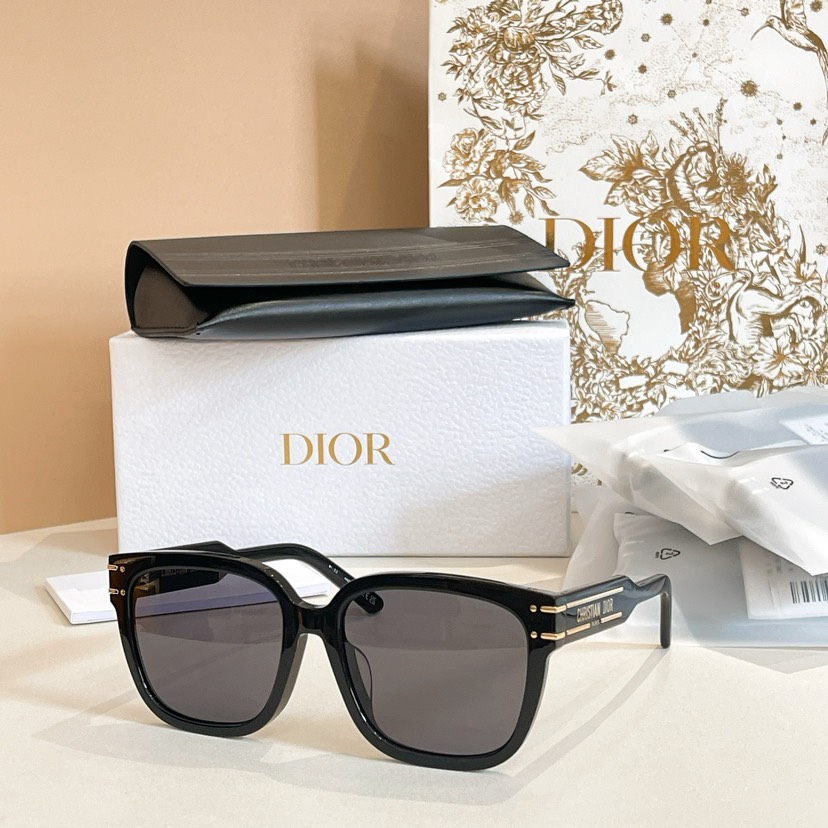Dior glasses-30