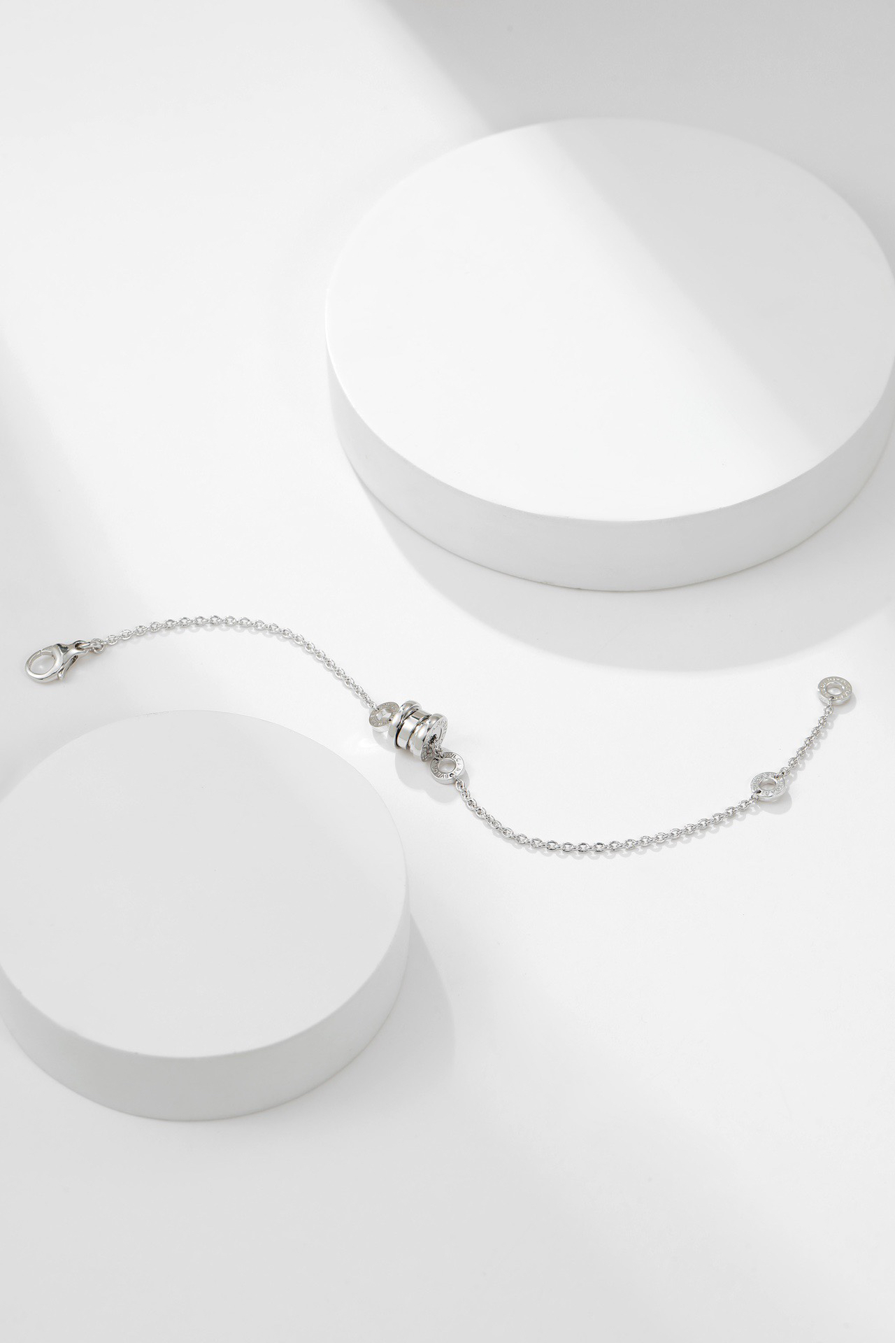 Van Cleef & Arpels Bracelet-57