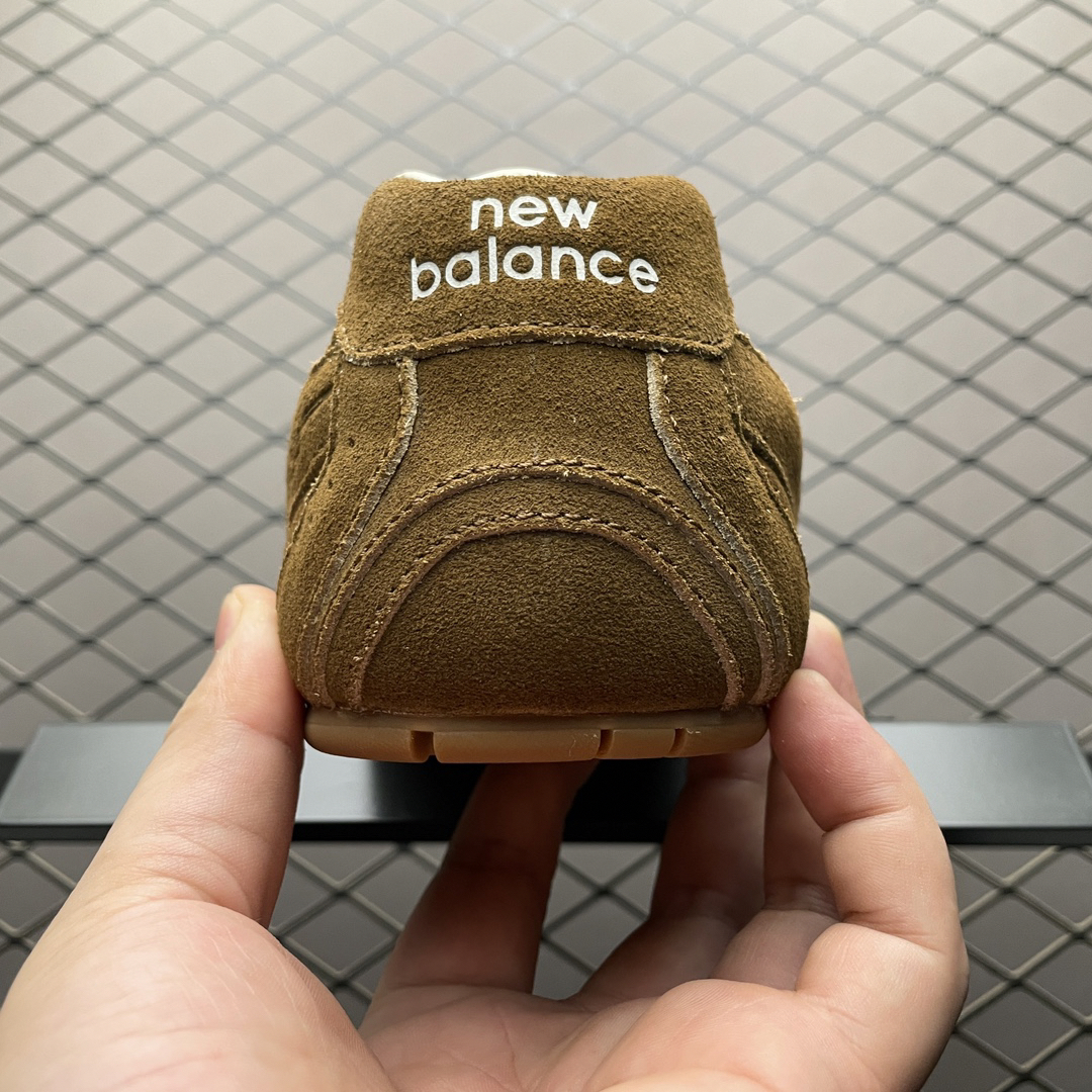 New Balance Sneakers-59