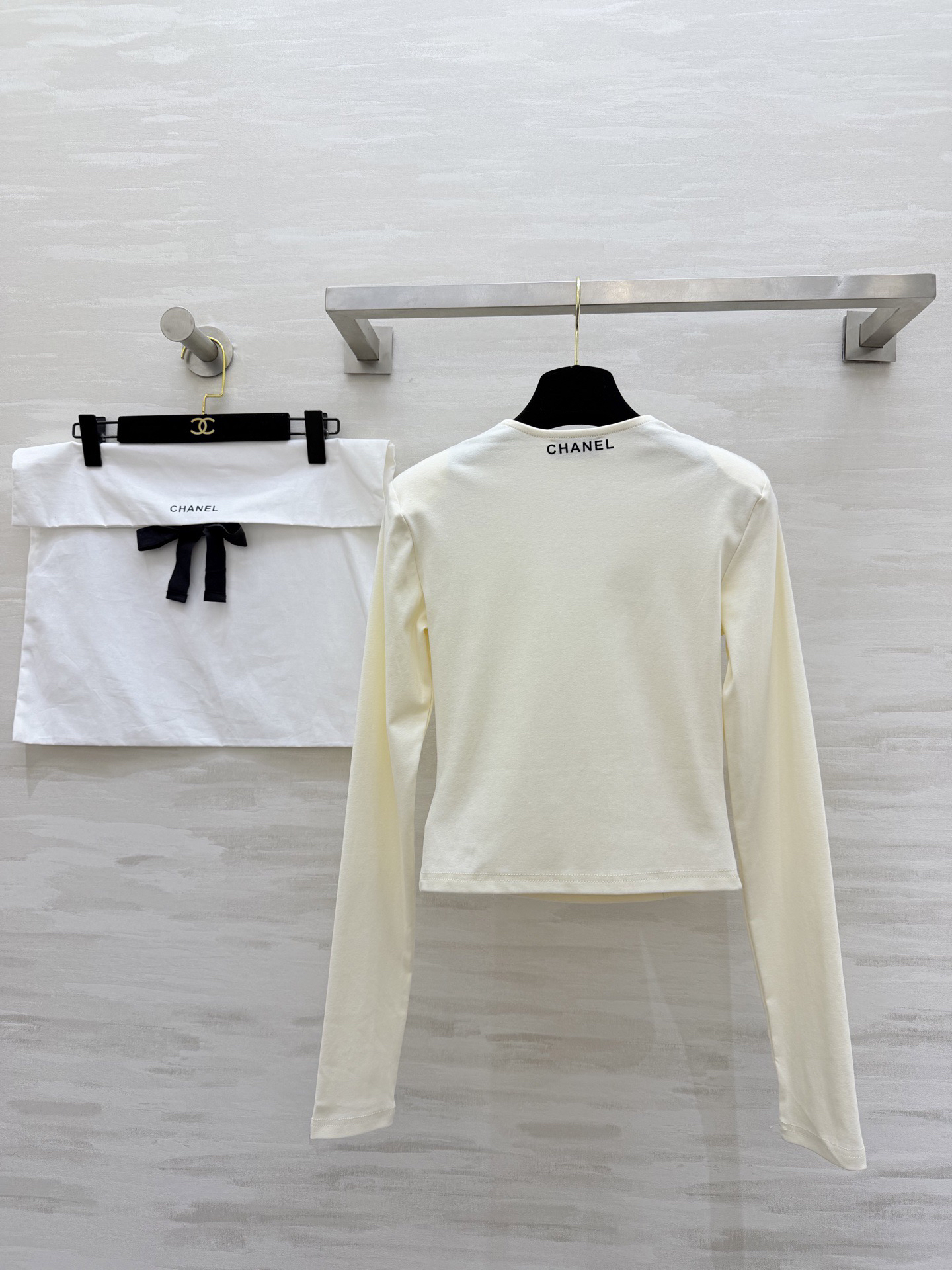 Chanel Clothing-155