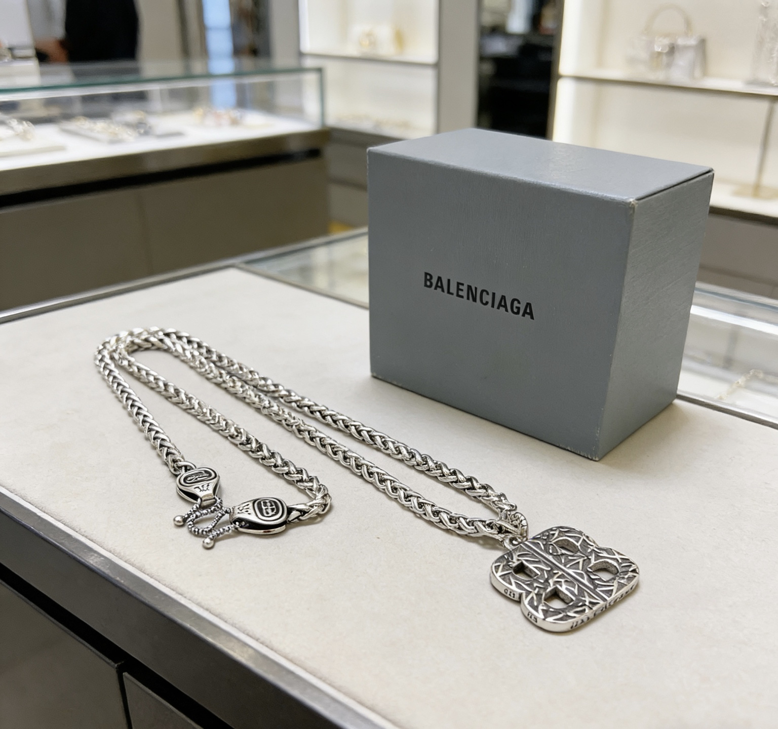 Balenciaga necklace-2