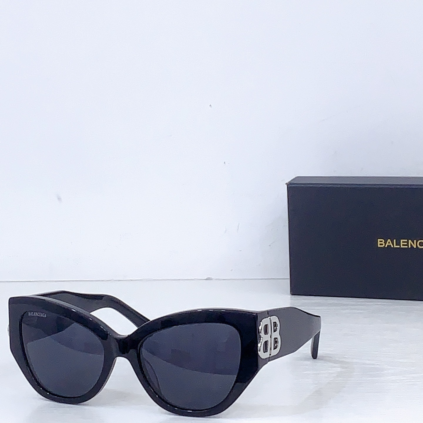 Balenciaga glasses-20