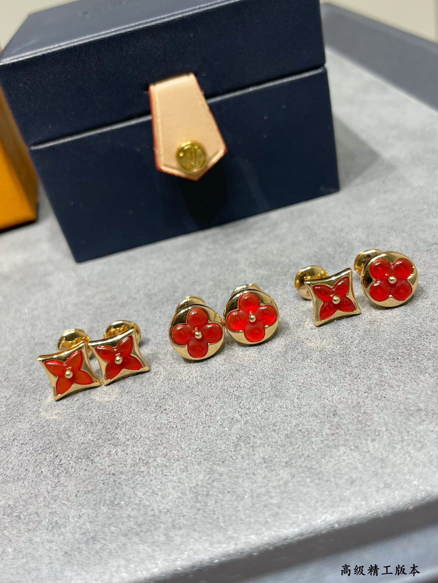 LV earrings-83