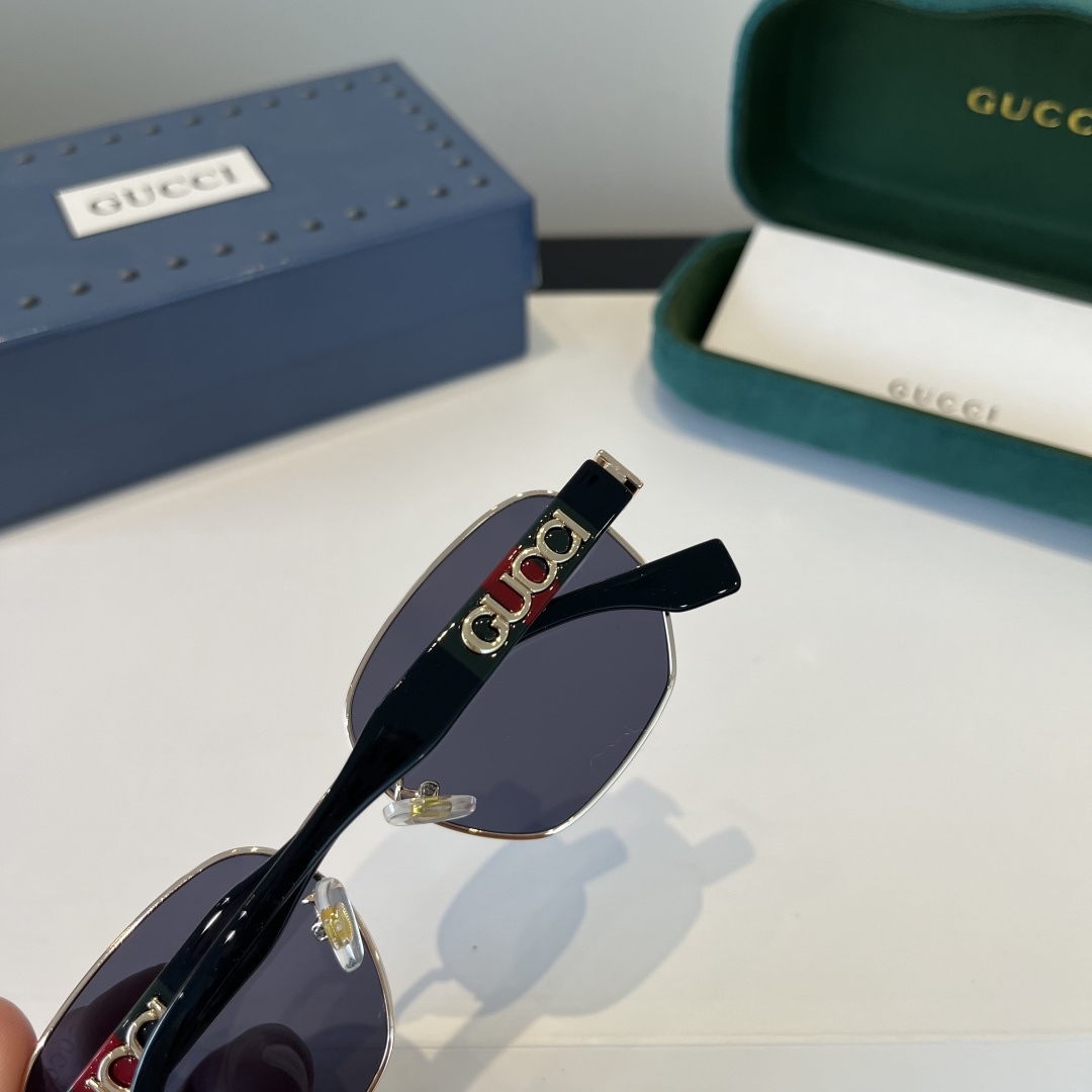 Gucci glasses-45