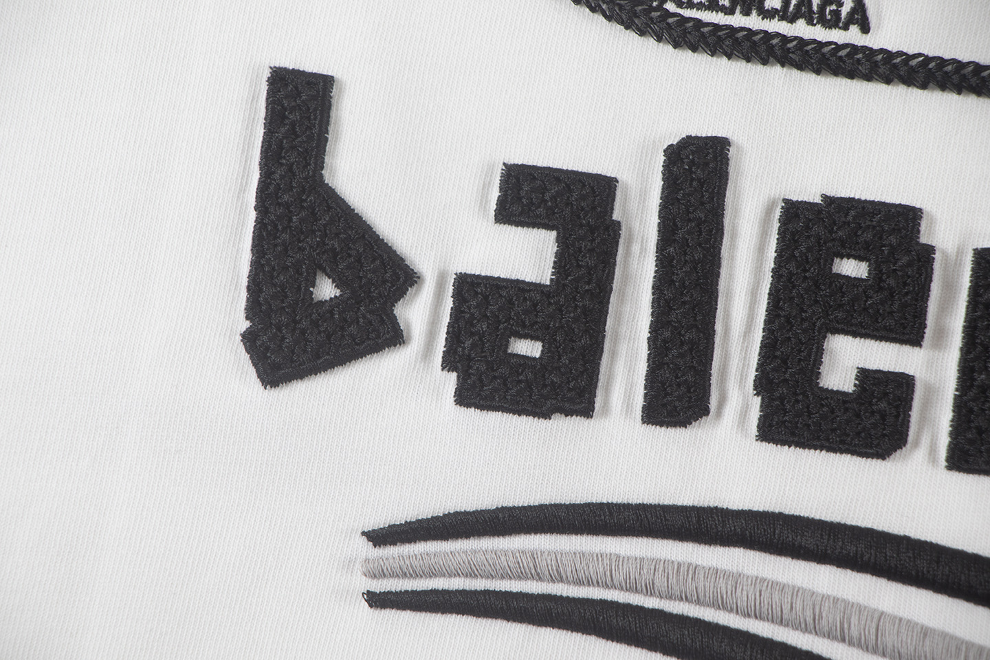 Balenciaga clothing-39