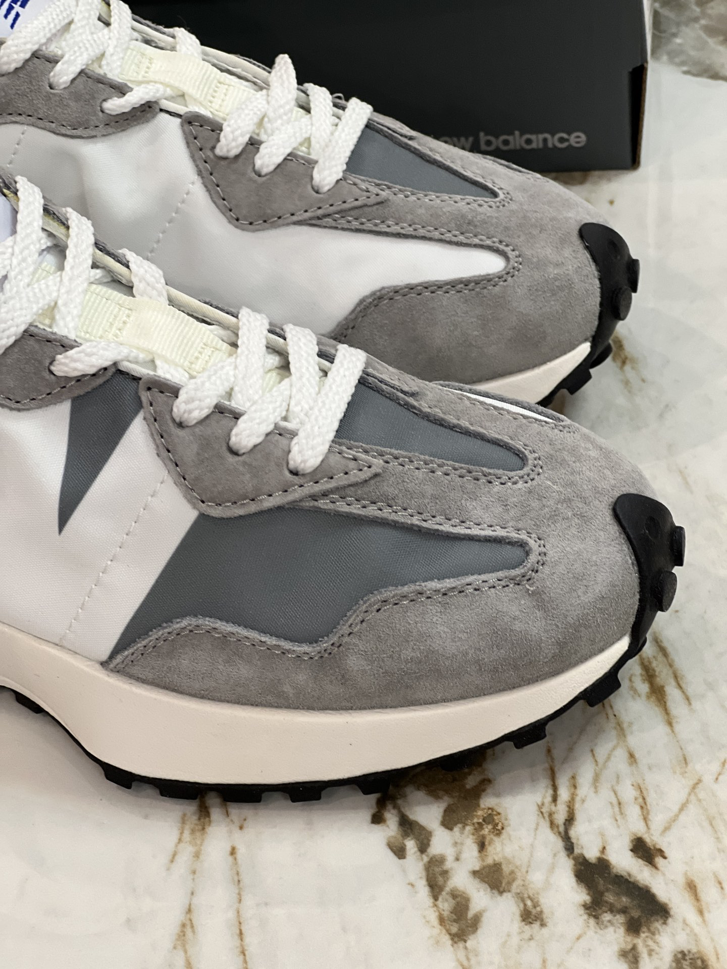 New Balance Sneakers-144