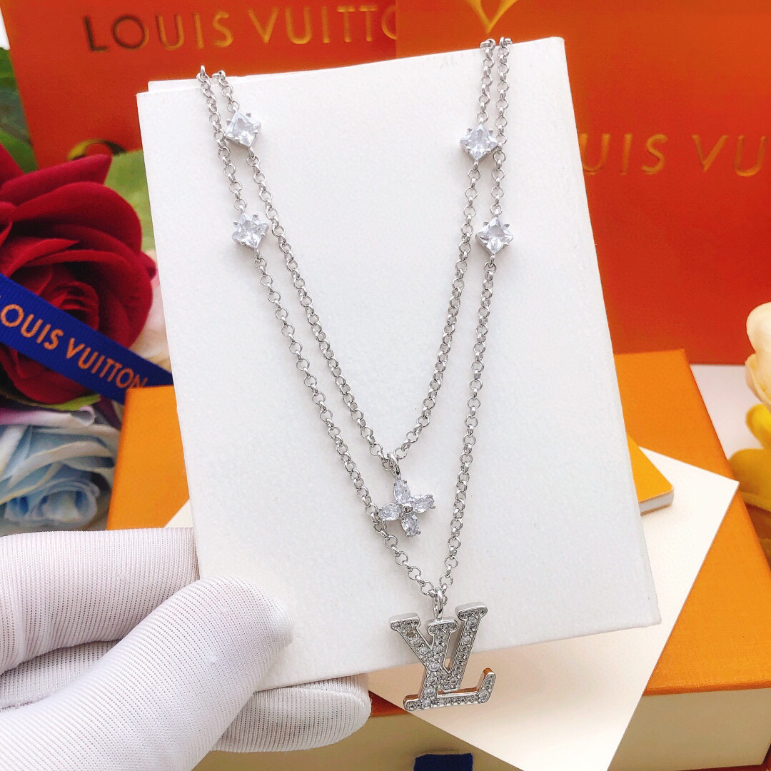 LV necklace-69