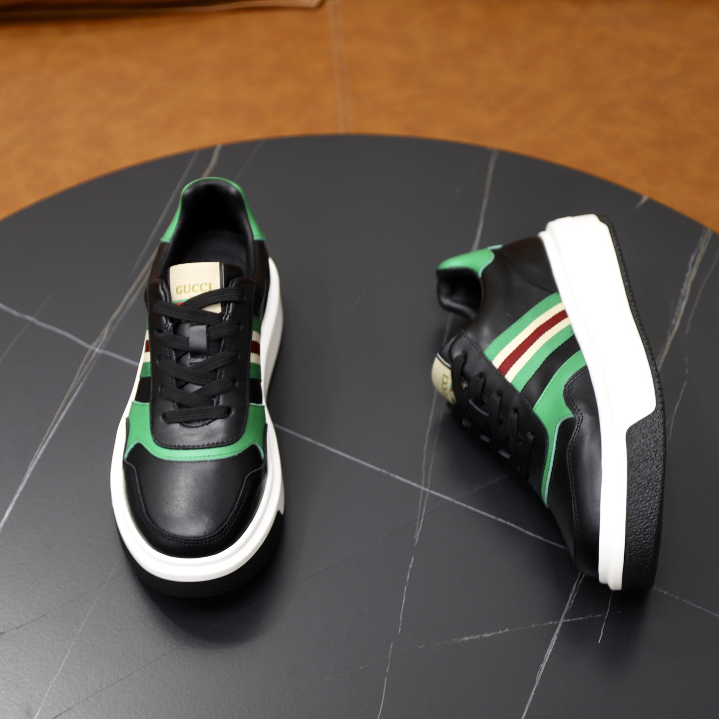 Gucci Sneakers-130