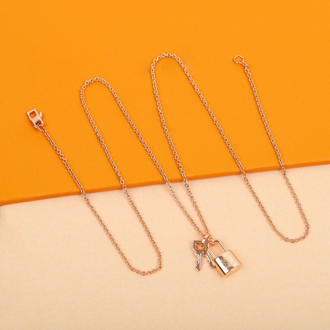 LV necklace-59