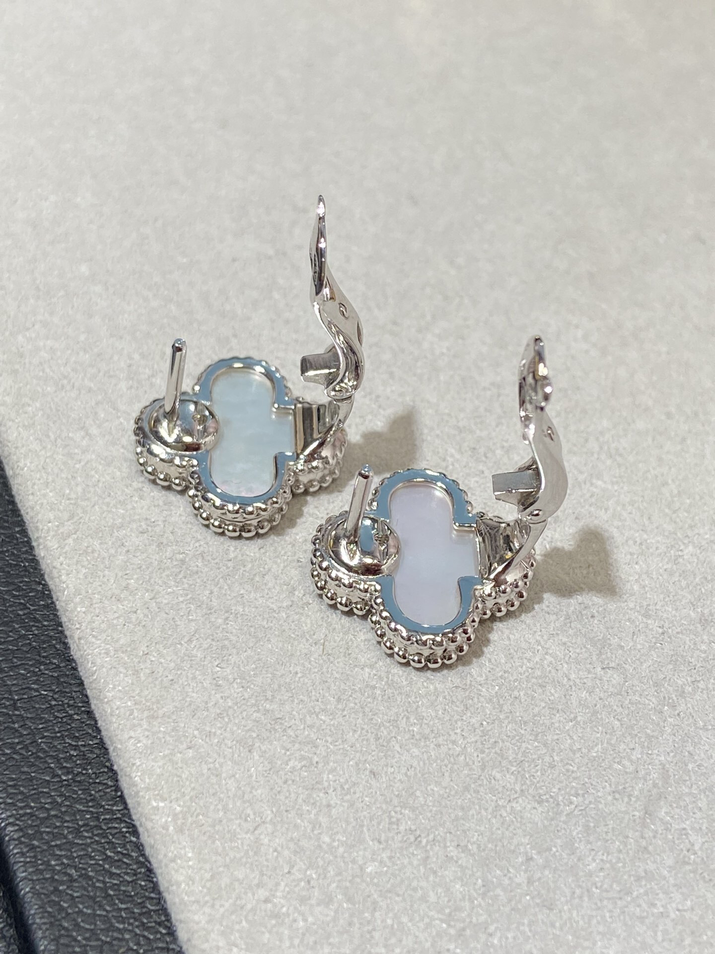 Van Cleef & Arpels earring-3