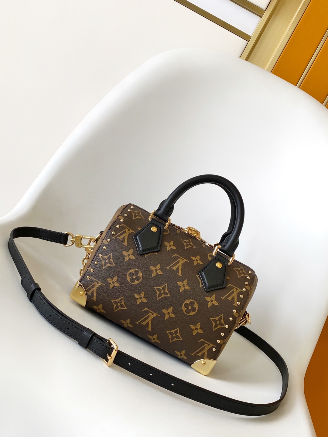 Louis Vuitton Hot New Product-25