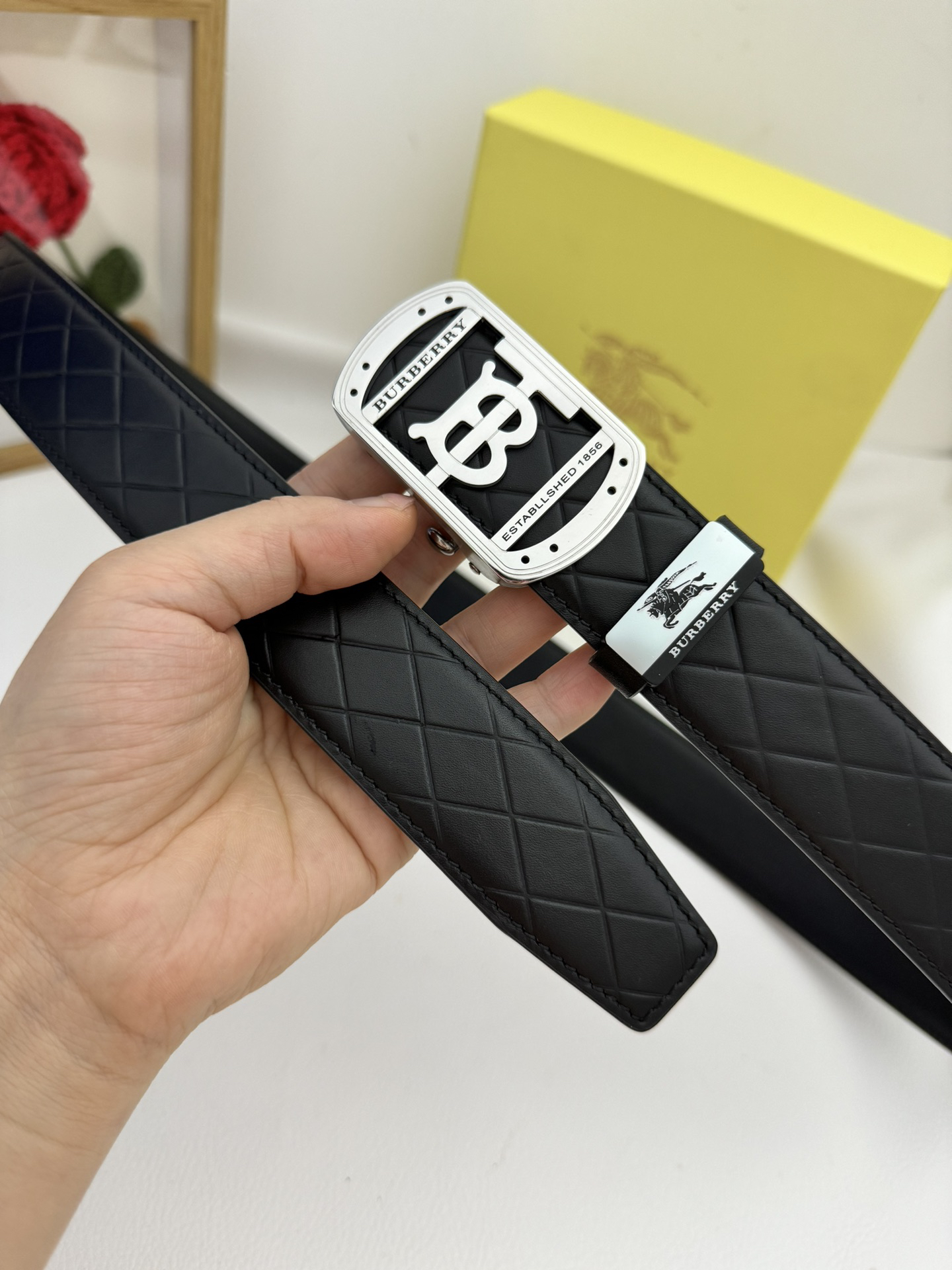 Burberry belt-75