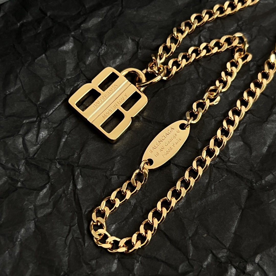 Balenciaga necklace-10
