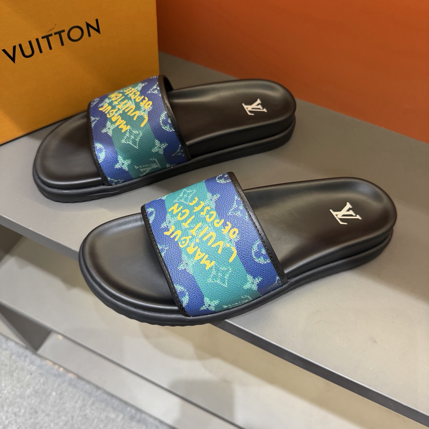 LV Summer footwear