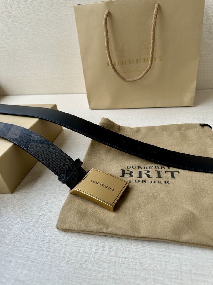 Burberry belt-102