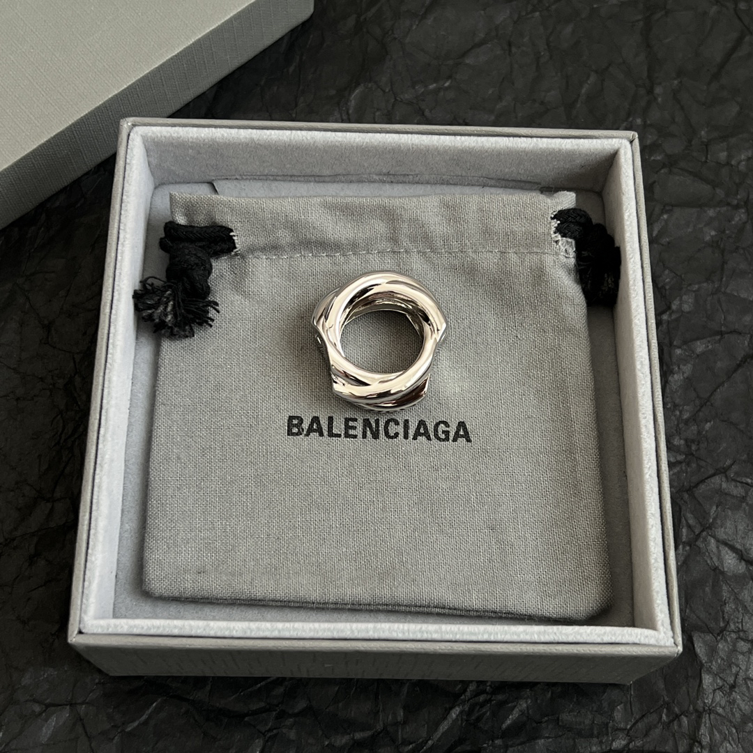 Balenciaga ring-39